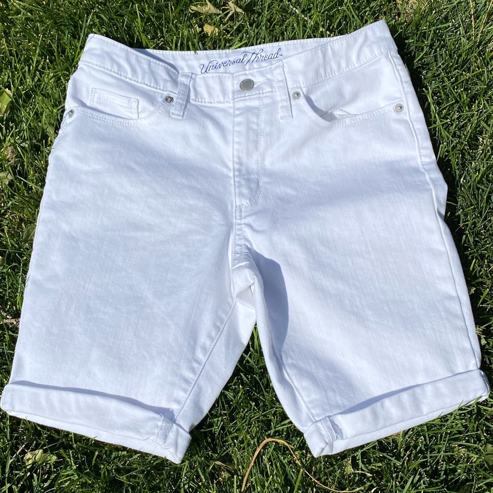 Universal Thread High Rise Bermuda Short